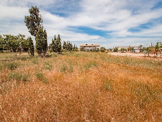 Suelo urbano con edificación en L´Aldea 18