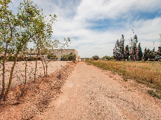 Suelo urbano con edificación en L´Aldea 20