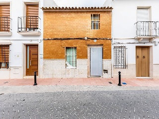 Casa adosada en C/ Puente, Herrera (Sevilla) 9