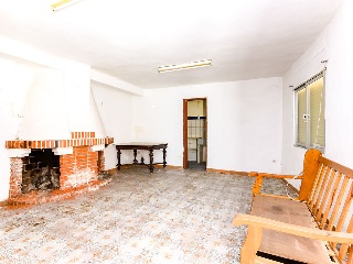Casa adosada situada en Fuentes de Ayórdar, Castellón 3