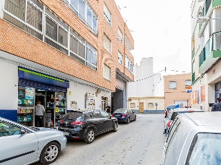 Vivienda en C/ Almería  18