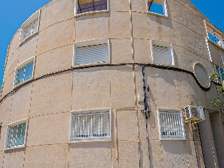 Casa adosada en C/ José Noguera 9