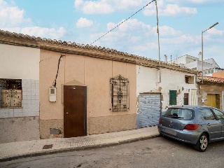 Casa adosada en C/ Tejera y Santa Obdulia 9