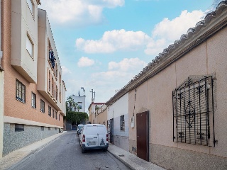 Casa adosada en C/ Tejera y Santa Obdulia 27