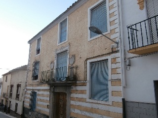 Vivienda adosada situada en Alcaudete, Jaén 2