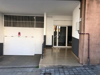 Plazas de garaje  en Av Estatut, Rubí (Barcelona) 5