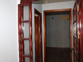 00179-0001 18