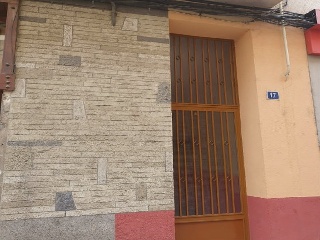 Locales en Monzón (Huesca) 12