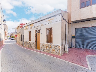 Casa Adosada en C/ Antonio García Nogueras 9