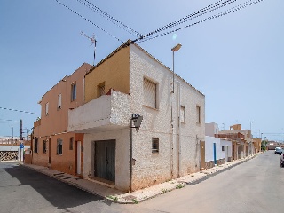 Casa en C/ Escorial, Los Nietos (Murcia) 9