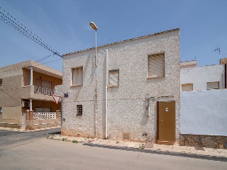 Casa en C/ Escorial, Los Nietos (Murcia) 10