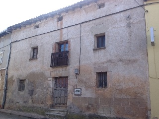 Casa adosada en C/ San Miguel 2