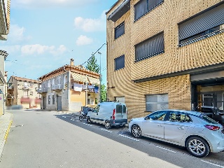 Piso y garaje en C/ Farguell, Gironella (Barcelona) 20