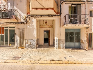 Local en venta en Sant Carles De La Ràpita de 352  m²