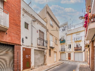 Chalet adosado en C/ Arquitecte Caselles, Reus (Tarragona) 15
