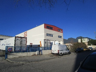 Nave industrial en C/ Yunque, Leganés (Madrid) 1