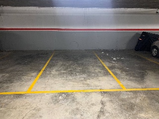 Plazas de garaje en C/ Mila I Fontanals - Igualada - 3