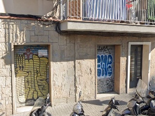 Local en C/ Mossen Amadeo Oller, Barcelona 2