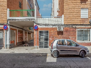 Local en venta en Aranjuez de 89  m²