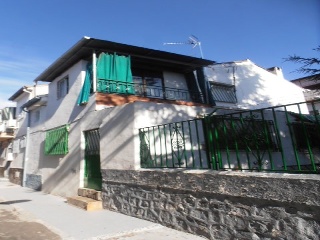 Casa adosada en calle Esteban de Rueda. Granada 1
