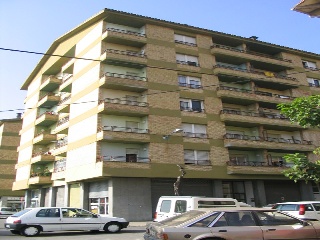 Vivienda y garaje en Olot (Girona) 1