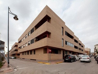 Viviendas y plazas de garaje en Alginet, Valencia 3