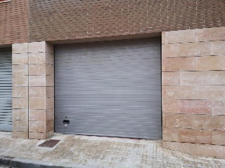 Local y plazas de garaje en Deltebre ,Tarragona 4