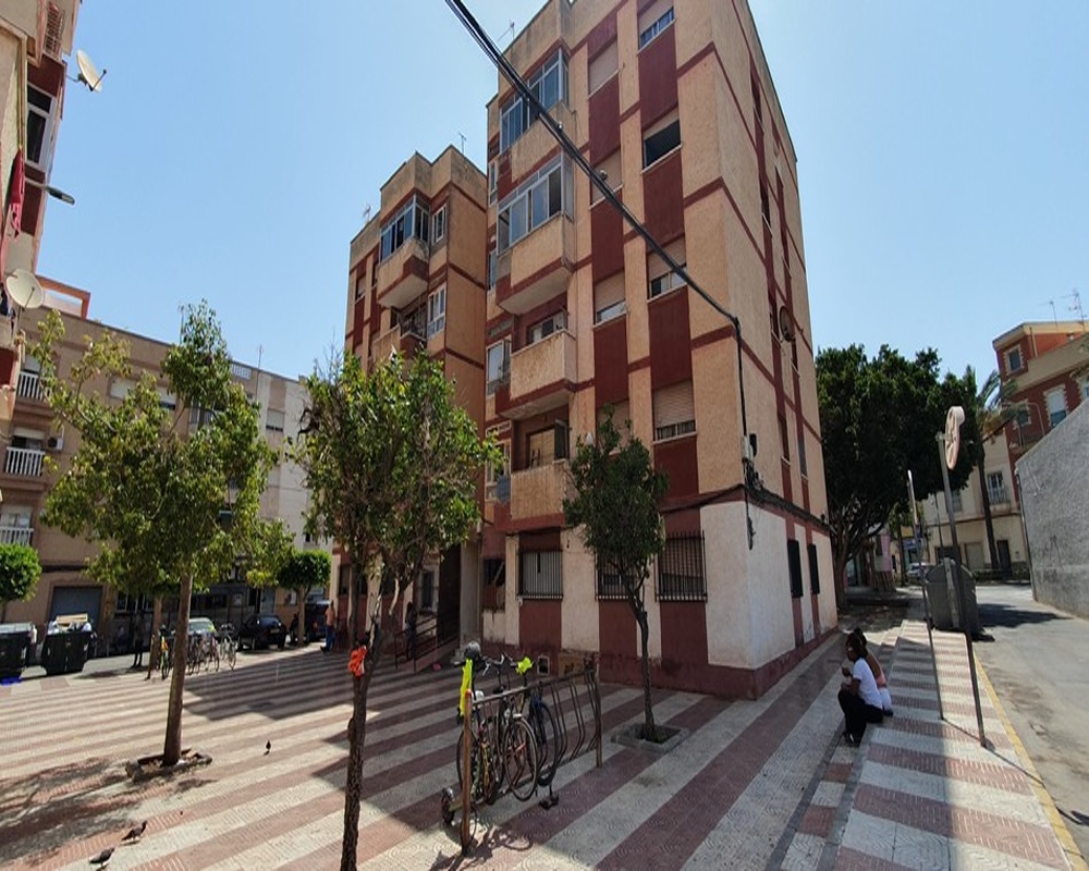 Piso en C/ Neptuno, Roquetas de Mar (Almería)