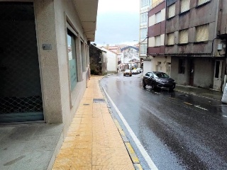 Locales en A Pobra do Caramiñal ,A Coruña 4