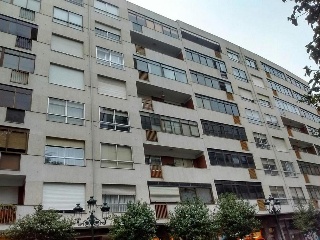 Local en venta en Vigo de 107  m²