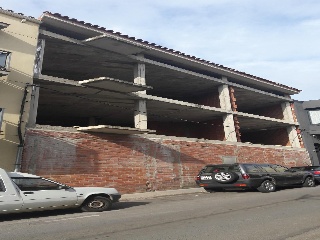 Edificio en construcción en Torroella de Montgrí , Girona 2