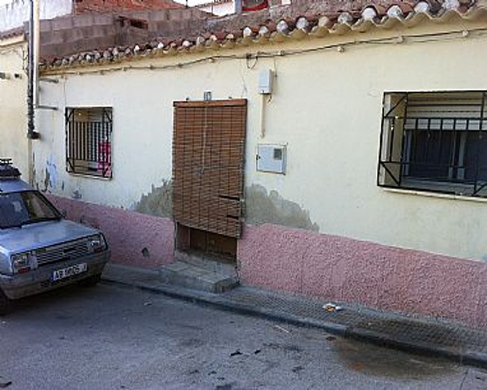 Casa adosada en C/ La Caída