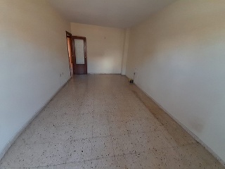 Piso en Av Queipo de Llano 4