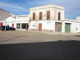 Piso y local en Montijo ,Badajoz 1