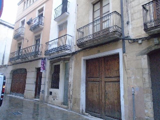 Pisos y local comercial en Valls. Tarragona 1