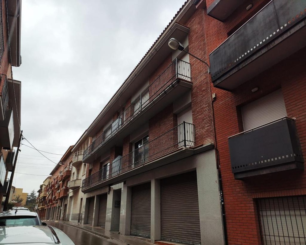 Local en Rubí (Barcelona)