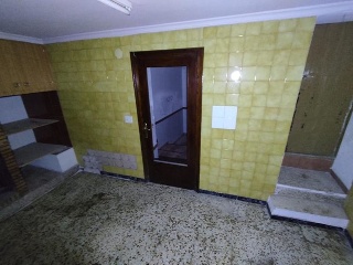 01223-0001 4