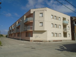 Edificio de viviendas, garajes y trasteros en Deltebre, Tarragona 1