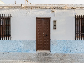 Casa adosada en C/ Alvaro de Bazán 24