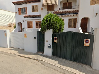 Casa adosada en C/ Pilot - Urb El Jardín - San Juan de Alicante 1