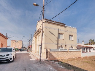 Casa adosada en C/ Comunero Juan Bravo - Deltebre - Tarragona 32