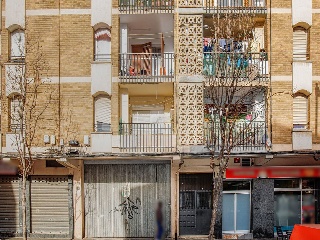 Piso en C/ Torras y Bages - Salt - 26