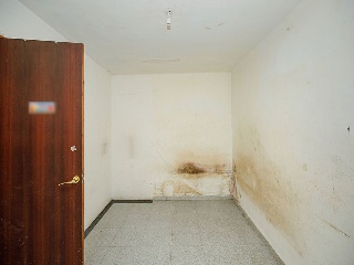Piso en C/ Torras y Bages - Salt - 32
