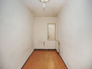 Piso en C/ Torras y Bages - Salt - 34