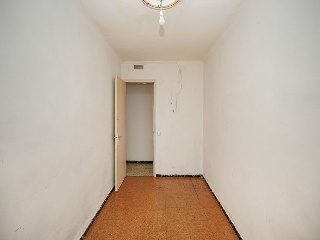 Piso en C/ Torras y Bages - Salt - 35