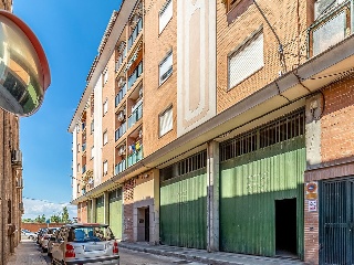 Locales comerciales en C/ Nuestra Señora de la Piedad 31