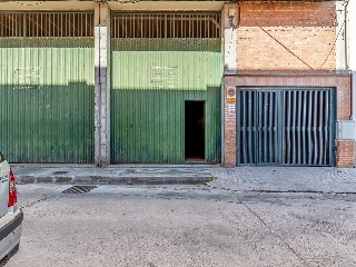Locales comerciales en C/ Nuestra Señora de la Piedad 32
