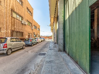 Locales comerciales en C/ Nuestra Señora de la Piedad 36
