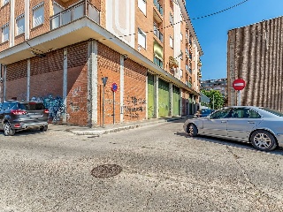 Locales comerciales en C/ Nuestra Señora de la Piedad 38