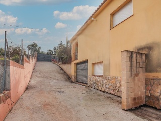 Chalet independiente en C/ Serra del Cadí,  - Urb. Mas Mestre - Olivella 39
